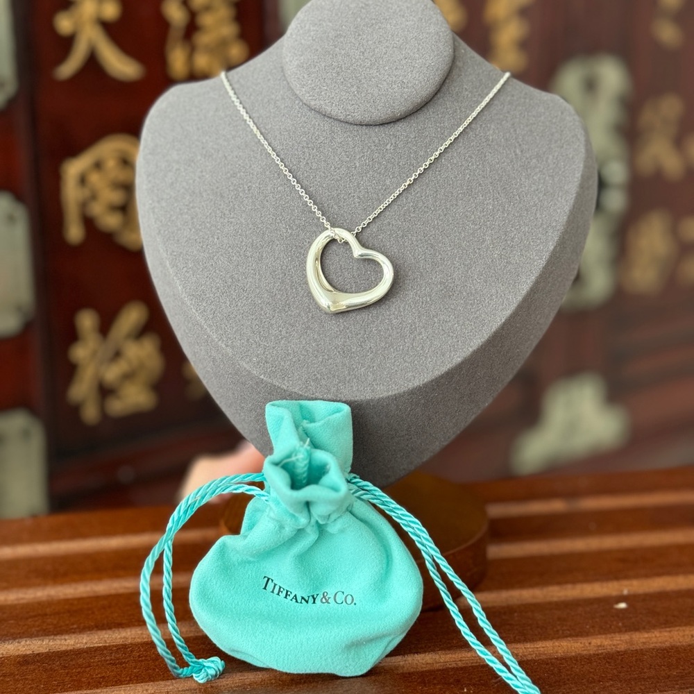 LARGE  Tiffany & Co. open heart Elsa Peretti pendant necklace